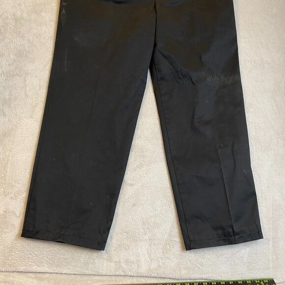 Dockers Mens Pants Size 42x32 Black Straight Fit Cotton - Picture 12 of 14